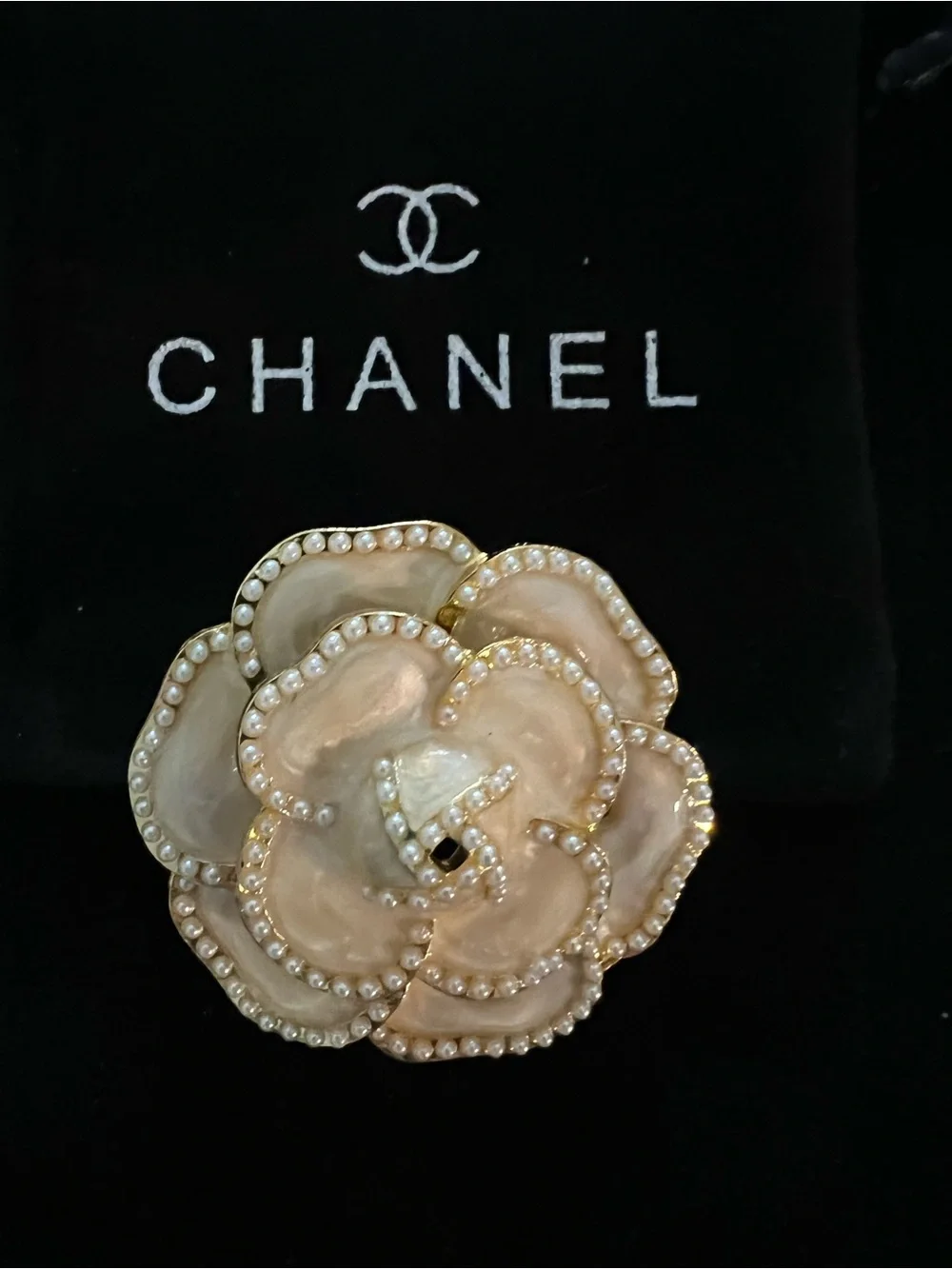 CHANEL Cream Pearl-Trim Camellia Brooch - Picture 3 of 6